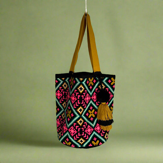 Wayuu Tote black gold pink green