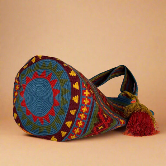 Wayuu Tote blue green red diamonds