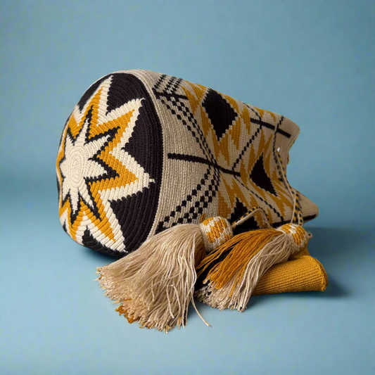 Wayuu shoulder bag gold protection symbol