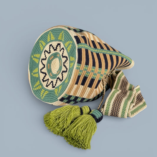 Mochila · Latte Green Pathways