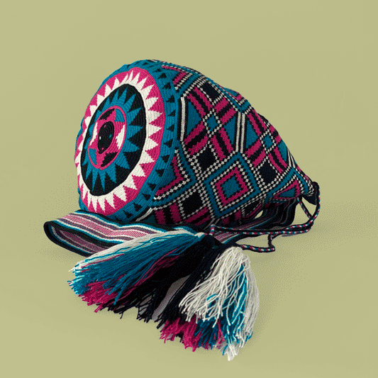 Wayuu Shoulder bag black fuchsia blue