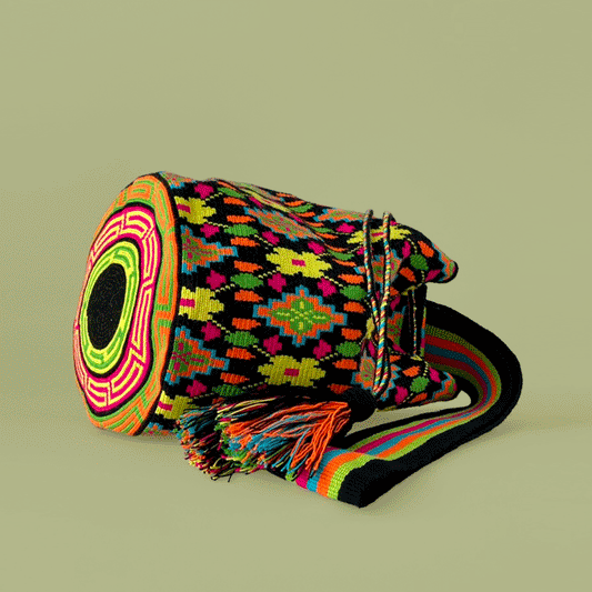 Wayuu Shoulder bag black neon stripes