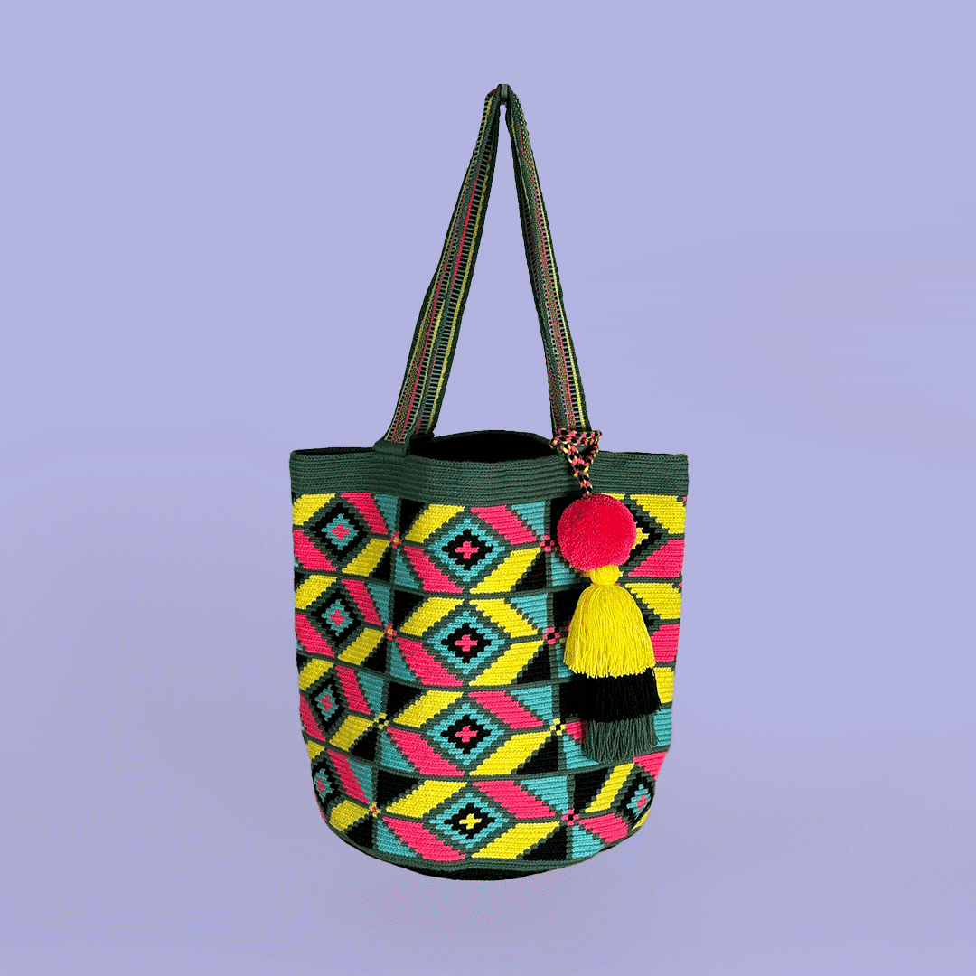 Wayuu Tote bag green neon diamonds