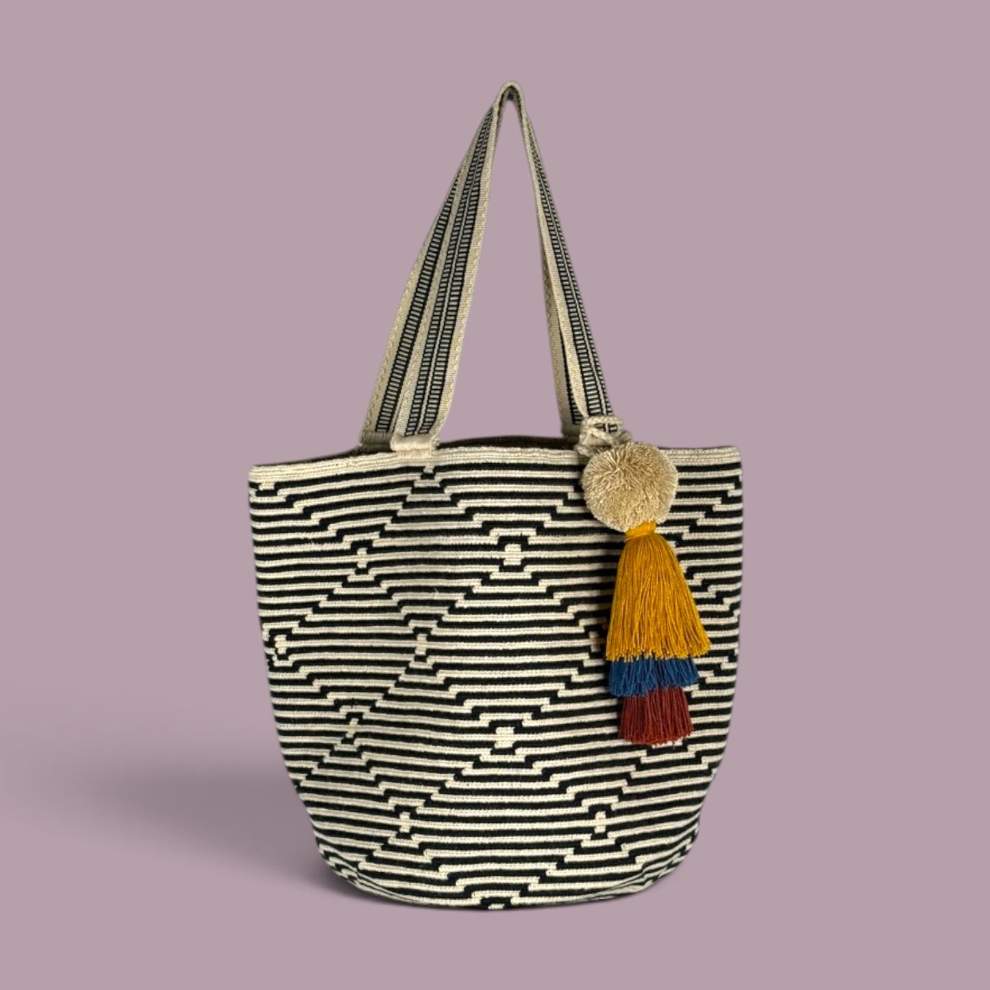 Tote • Natural Black Linear Diamonds