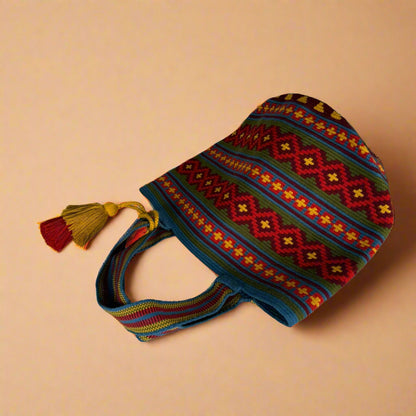 Wayuu Tote blue green red diamonds