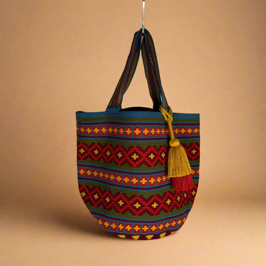 Wayuu Tote blue green red diamonds