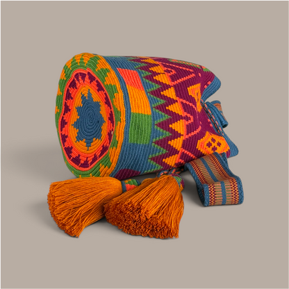 Mochila · Blue Purple Mountains and Valleys