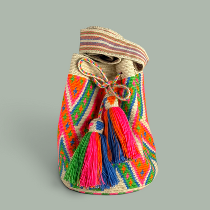 Mochila · Natural Neon Pink Green Diamond Pathways
