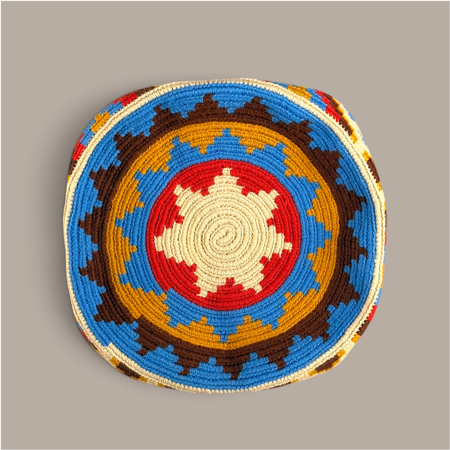 Mochila · Natural Blue Red Crossing Diamonds