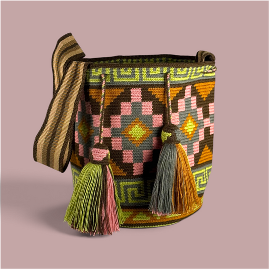 Mochila · Brown Pink Diamonds Lime Labyrinth