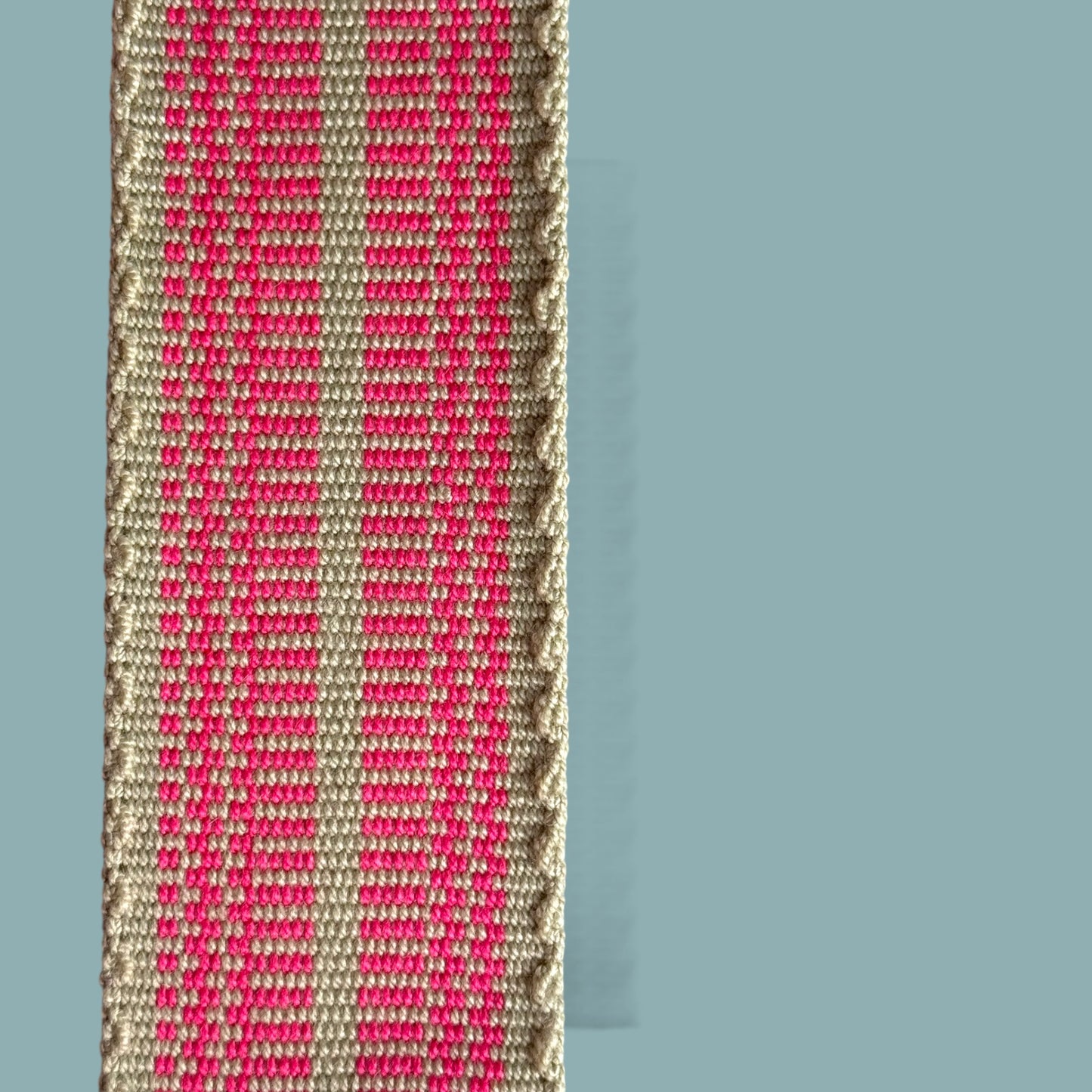 Mochila · Natural Neon Pink Diamond Paths