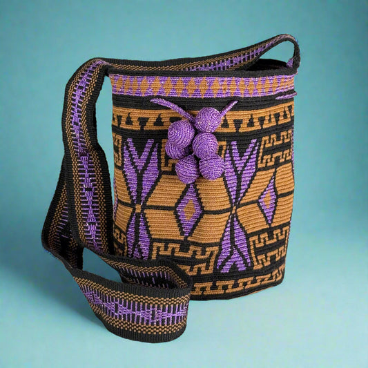 Wayuu Shoulder bag brown purple black