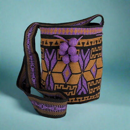 Wayuu Shoulder bag brown purple black