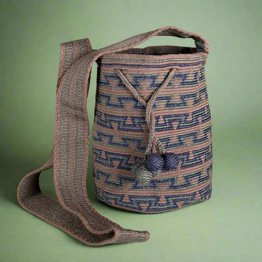 Wayuu Shoulder bag rose blue silver M