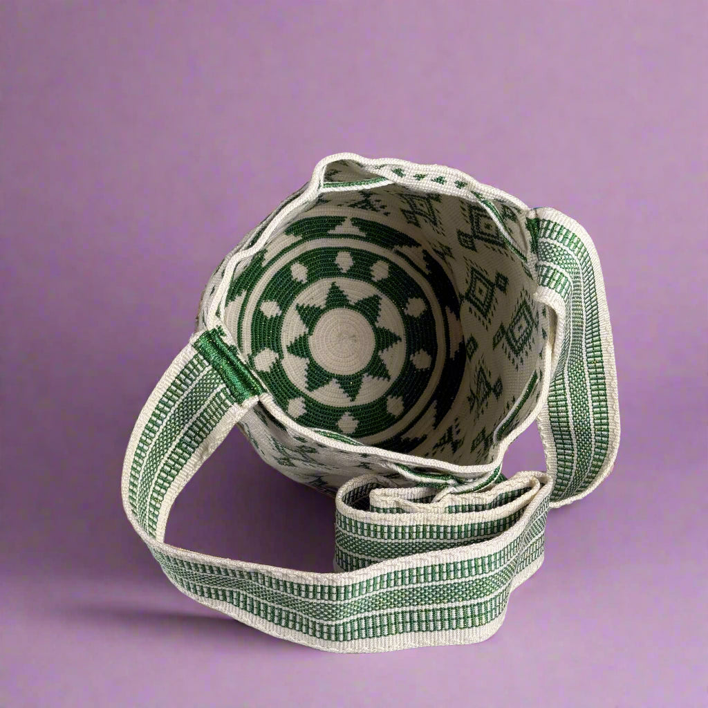 Wayuu Shoulder bag white green earrings