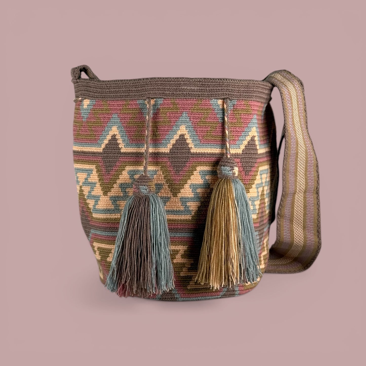 Mochila · Latte Peach Rose Community Pathways