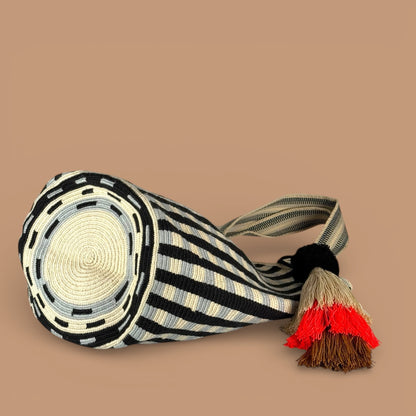 Tote • Natural Black Grey Grid