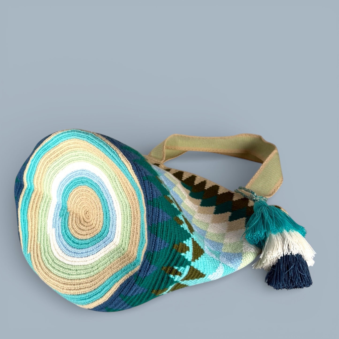 Tote · Natural Green Diamond