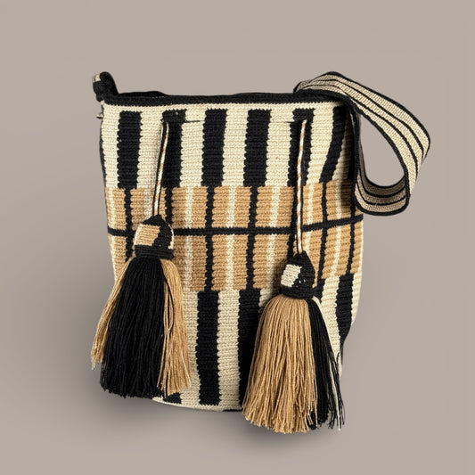Mochila · Natural Offset Black Latte Bars