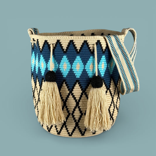 Mochila · Ivory Blue & Teal Diamond Pattern