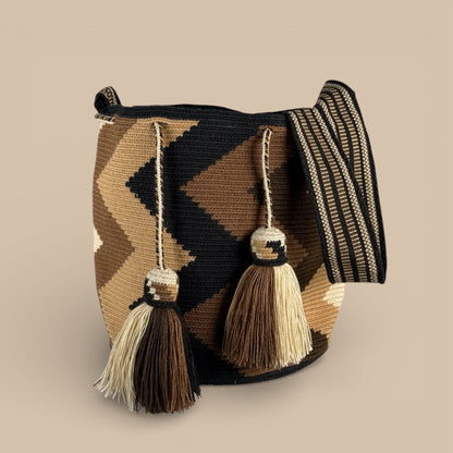Mochila · Brown & Black Chevron