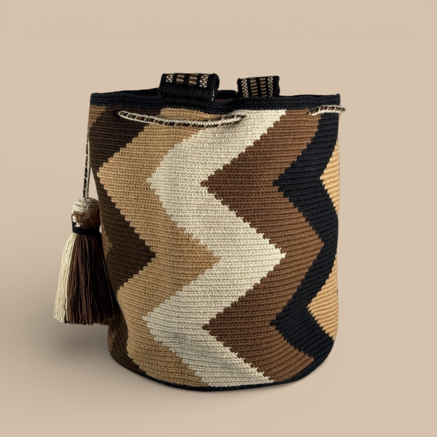 Mochila · Brown & Black Chevron