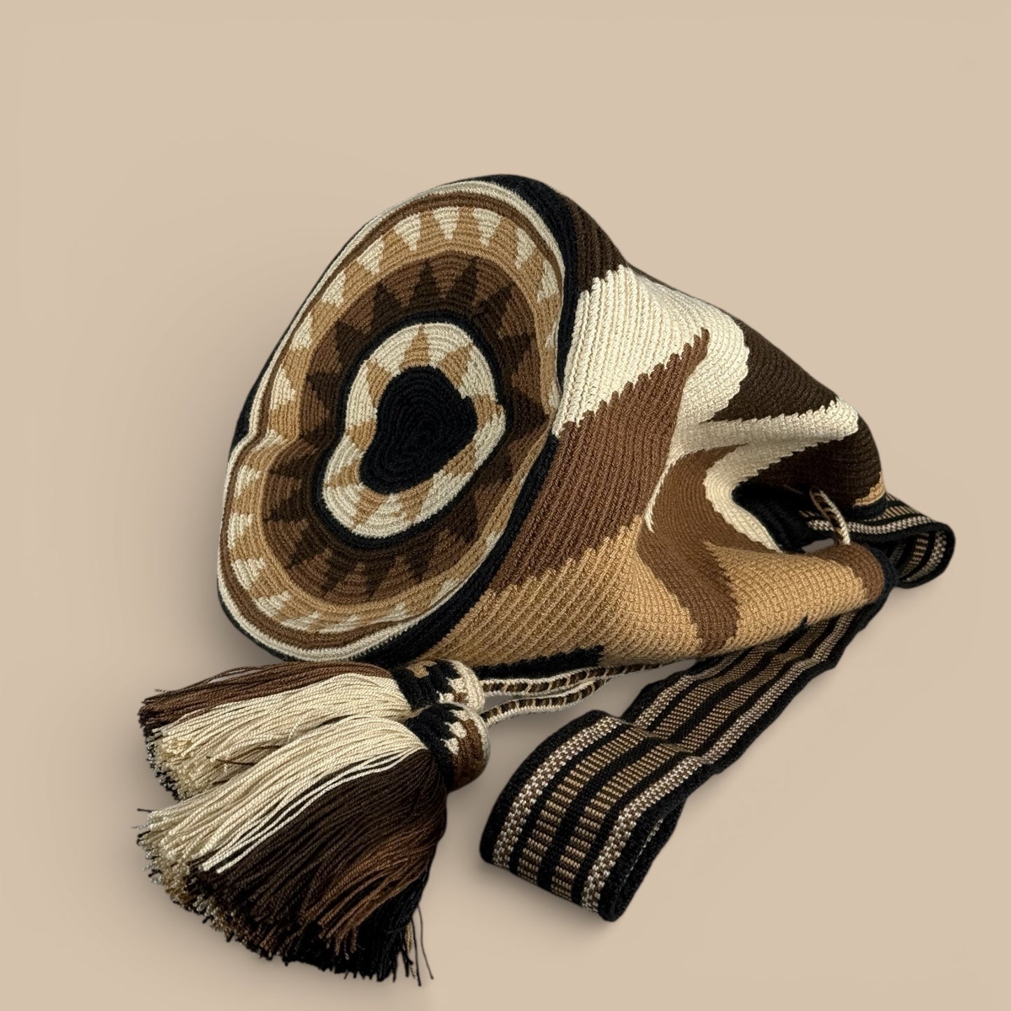 Mochila · Brown & Black Chevron