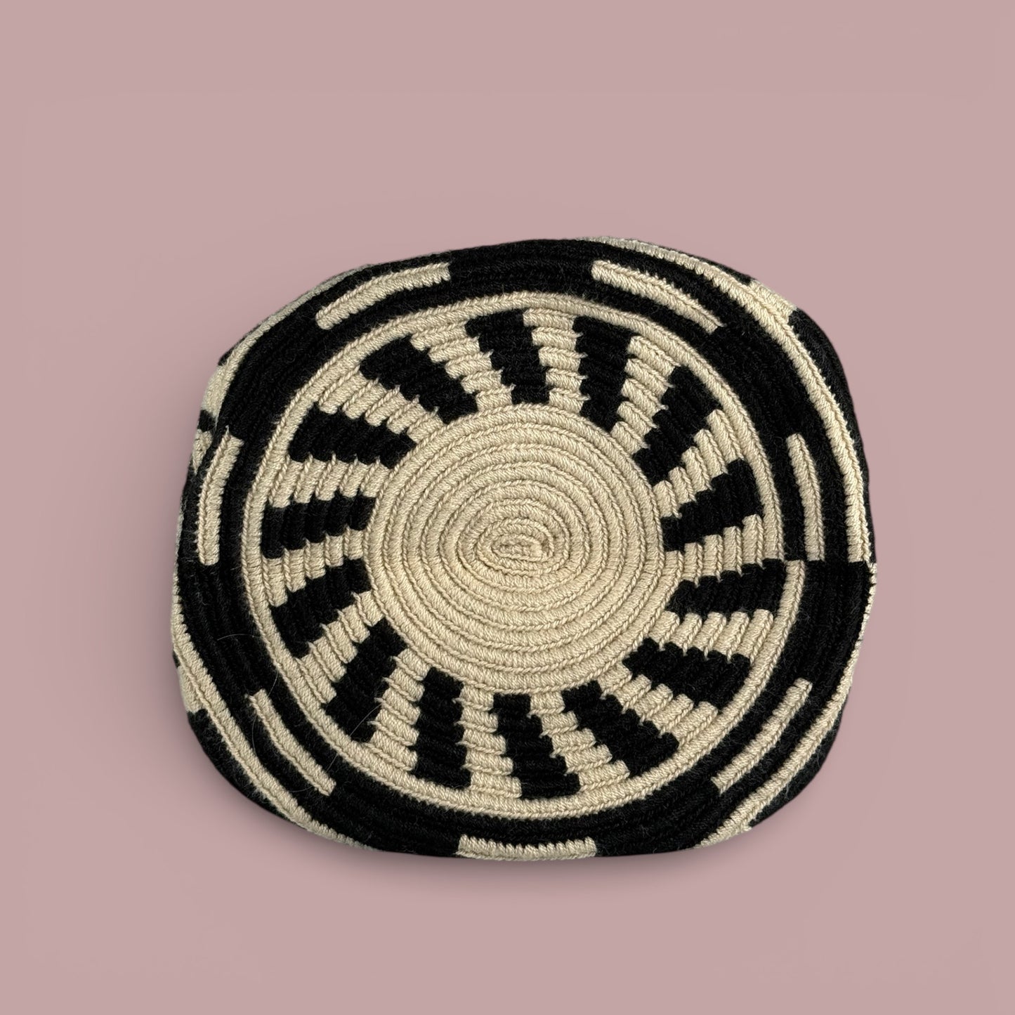 Mochila · Natural Black Labyrinth