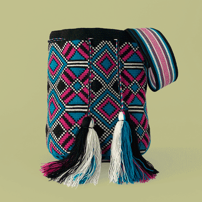 Wayuu Shoulder bag black fuchsia blue