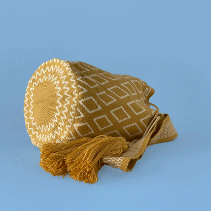 Wayuu Shoulder bag gold white